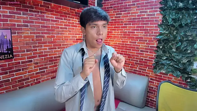 Thiago_Kozak Webcam show