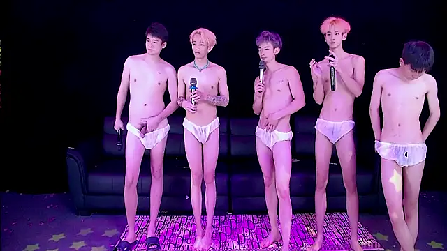 Gayboy-000001: онлайн-секс-чат