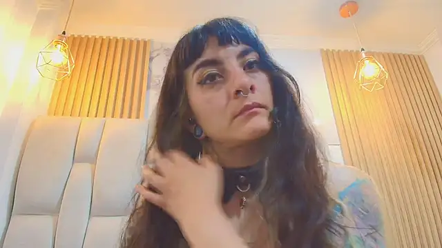 Naughty_Kittenm's Live XXX Chat