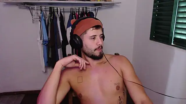 guzzfitのライブXXXチャット