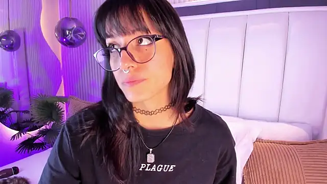 ViolettaColinss élő XXX-chatje