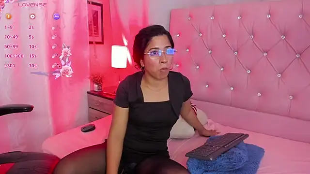 Show de webcam de NadiaKarim_