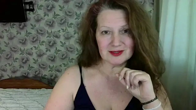 AriaTasty: онлайн-секс-чат