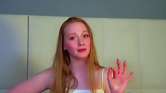 AgataFoxley: онлайн-секс-чат