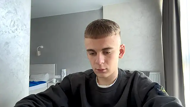 Вебкам-шоу SoloFury