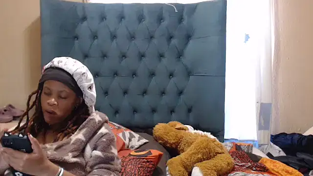 EbonyEssence 即時 XXX 聊天