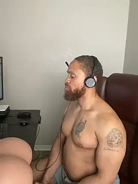 Fathero1time Chat XXX in diretta