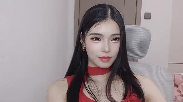 Tibbie-66: онлайн-секс-чат