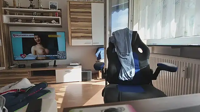 dudefemboy webcam show