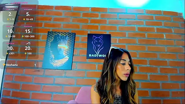 Badwolf818_ লাইভ XXX চ্যাট