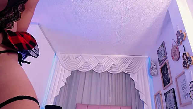 IsabelleDaza 在線直播表演