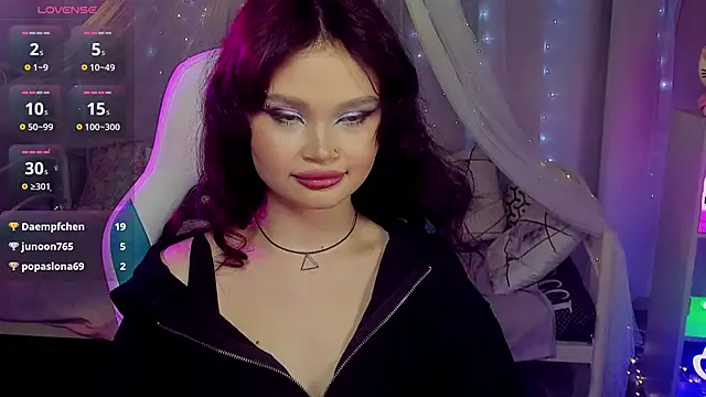 Živý XXX chat EmilyChaves