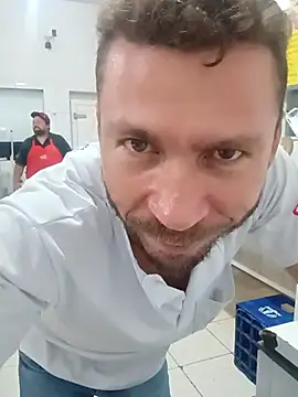 Chat +18 de RobertoLuiz84 ao vivo