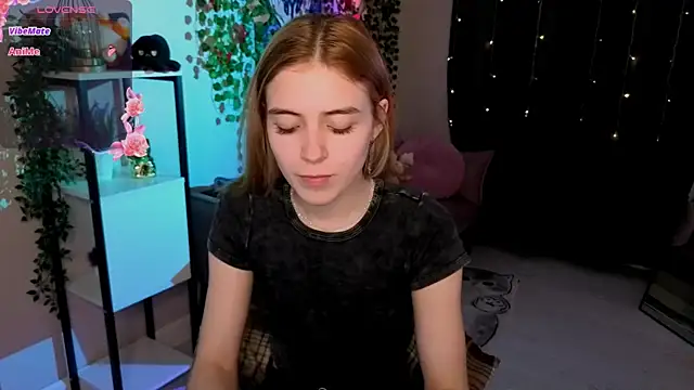 Bella_xBaby's Live XXX Chat