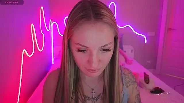 Živý XXX chat MirrraMisss