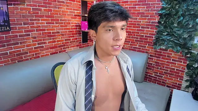 Thiago_Kozak Webcam show