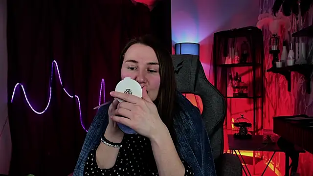 Golden_Dragon Adlı Modelin Canlı XXX Sohbeti