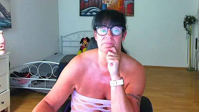 Sylly's Live XXX Chat