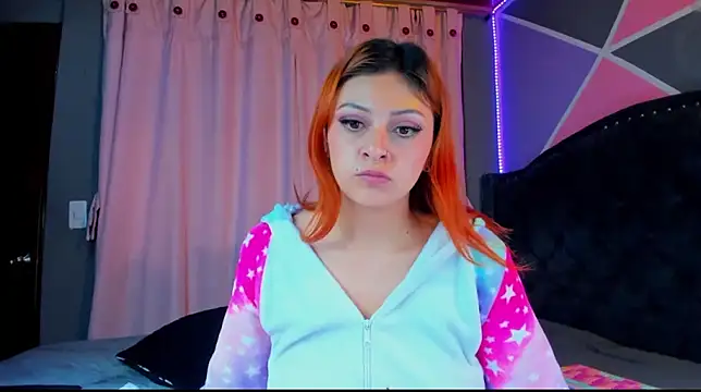 Emmily_Walker Live XXX-chat