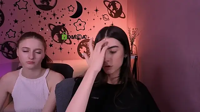 XXX chat uživo modela nekky_mouse