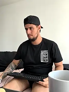 Онлайн чат XXX ryan_evannss