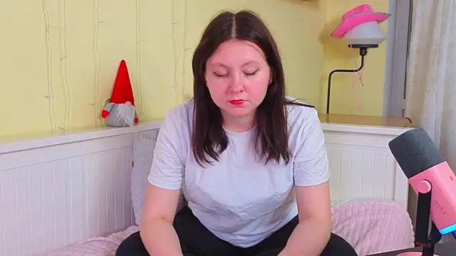 MaliaDemusのライブXXXチャット