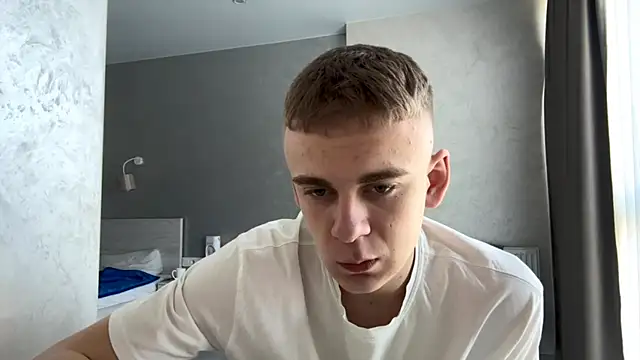 SoloFury live XXX chat