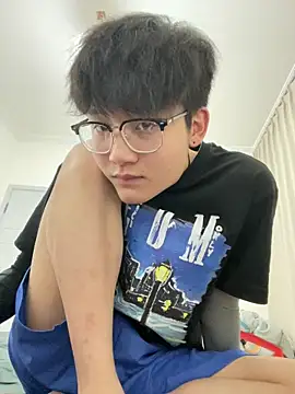 KK-cuteboy: απευθείας συνομιλία ΧΧΧ