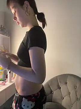 Just-Lilly Live XXX-Chat