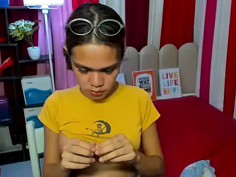 Seductive_aliyah Pertunjukan Webcam