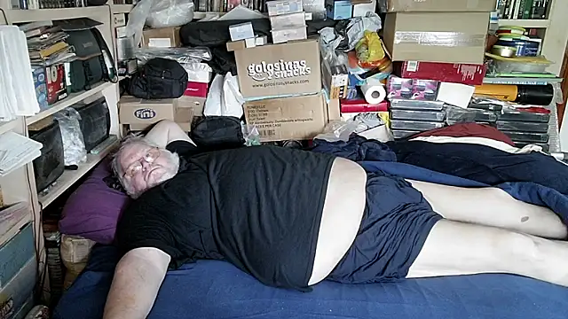 Онлайн чат XXX hadeszeuss2