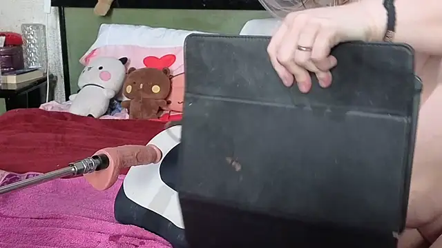 Dominalilirose's Webcam Show