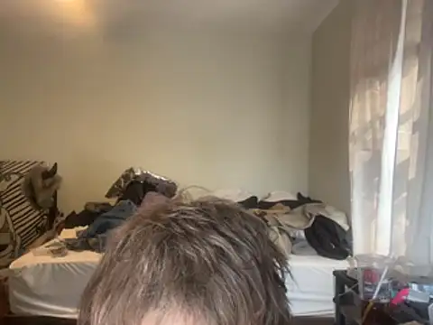 XanderOzzz: διαδικτυακό σόου στην κάμερα