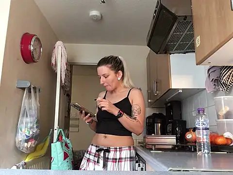 Pokazy przed kamerką – xxamyleighxx