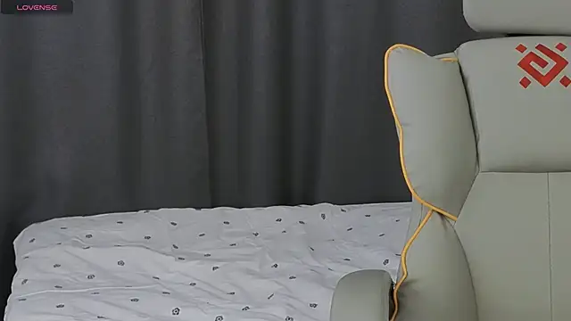 fallin_lovee Adlı Modelin Canlı XXX Sohbeti