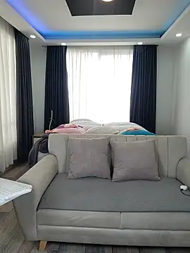 Chatroom XXX en direct de evasweett__