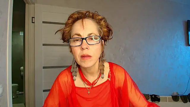 LioraWeiss 现场XXX聊天