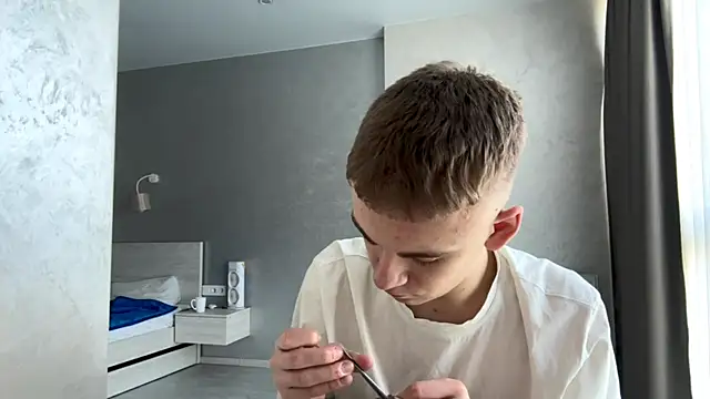 دردشة SoloFury الجنسية المباشرة