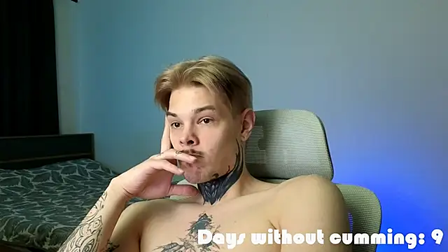 DENIS_HERE 网络视讯表演