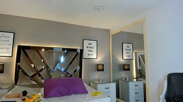 cellestehotn Live XXX chat