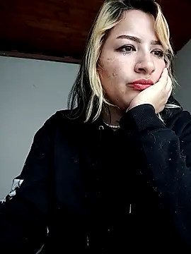 HannaJonnes_のライブXXXチャット