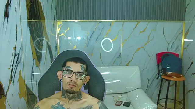 boy_tatto777 Live XXX-Chat