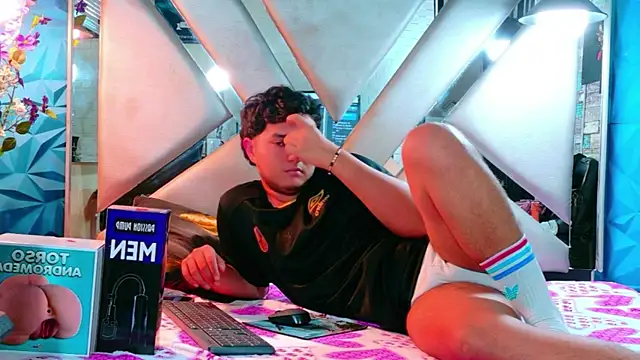 Oliver_Jamees' Live XXX Chat