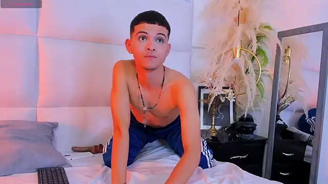 your_d0ll1 网络视讯表演