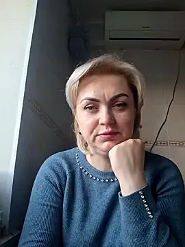 SylvieGold453 라이브 XXX 채팅