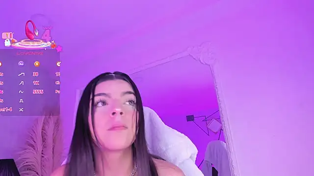 KarelyMitchel Chat XXX in diretta