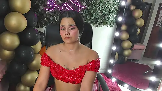 DestinyHills 现场XXX聊天