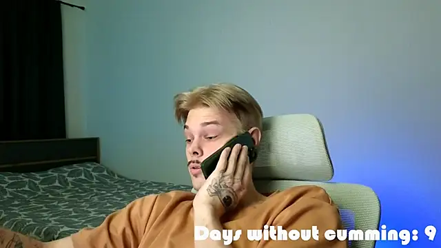 DENIS_HERE Chat XXX live