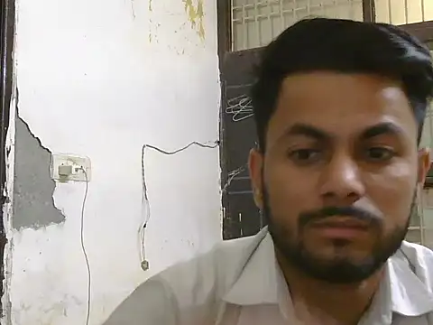 Stubborndesiboy 라이브 XXX 채팅