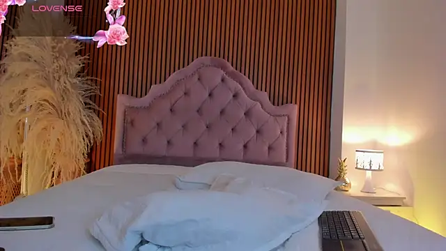 Sembang XXX Secara Langsung CarolineFyre